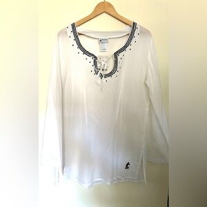 Disney Parks White Embroidered Mickey Mouse Women's Top XL Bell Sleeves